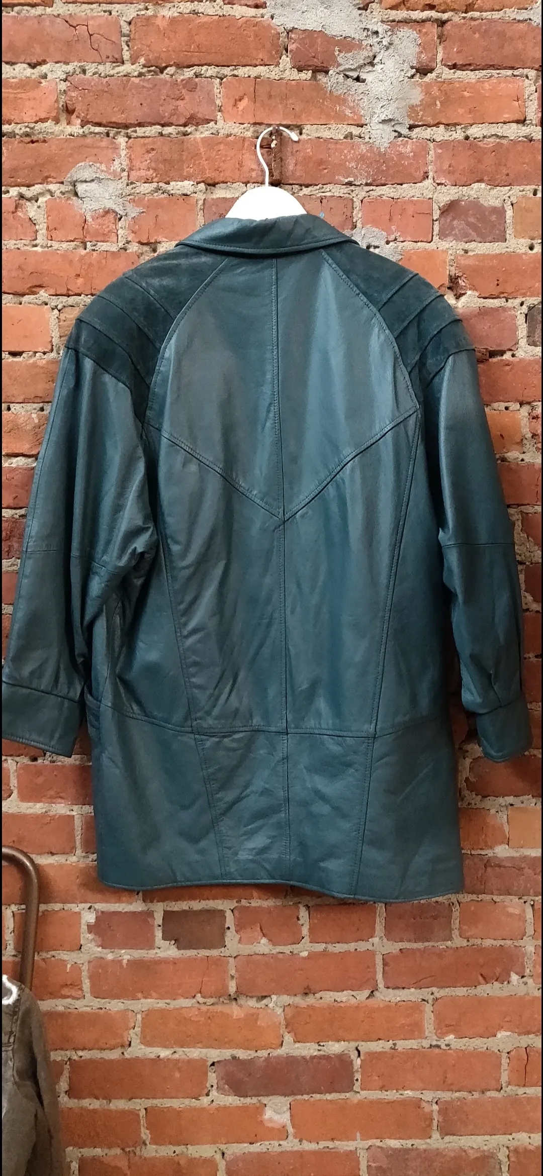 Amazing 90s dark green leather jacket