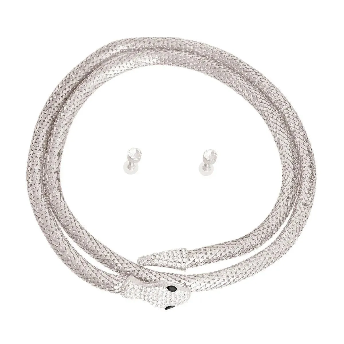 Complete Your Look with our Head-Turning Silver Mesh Chain Necklace | Buy Now