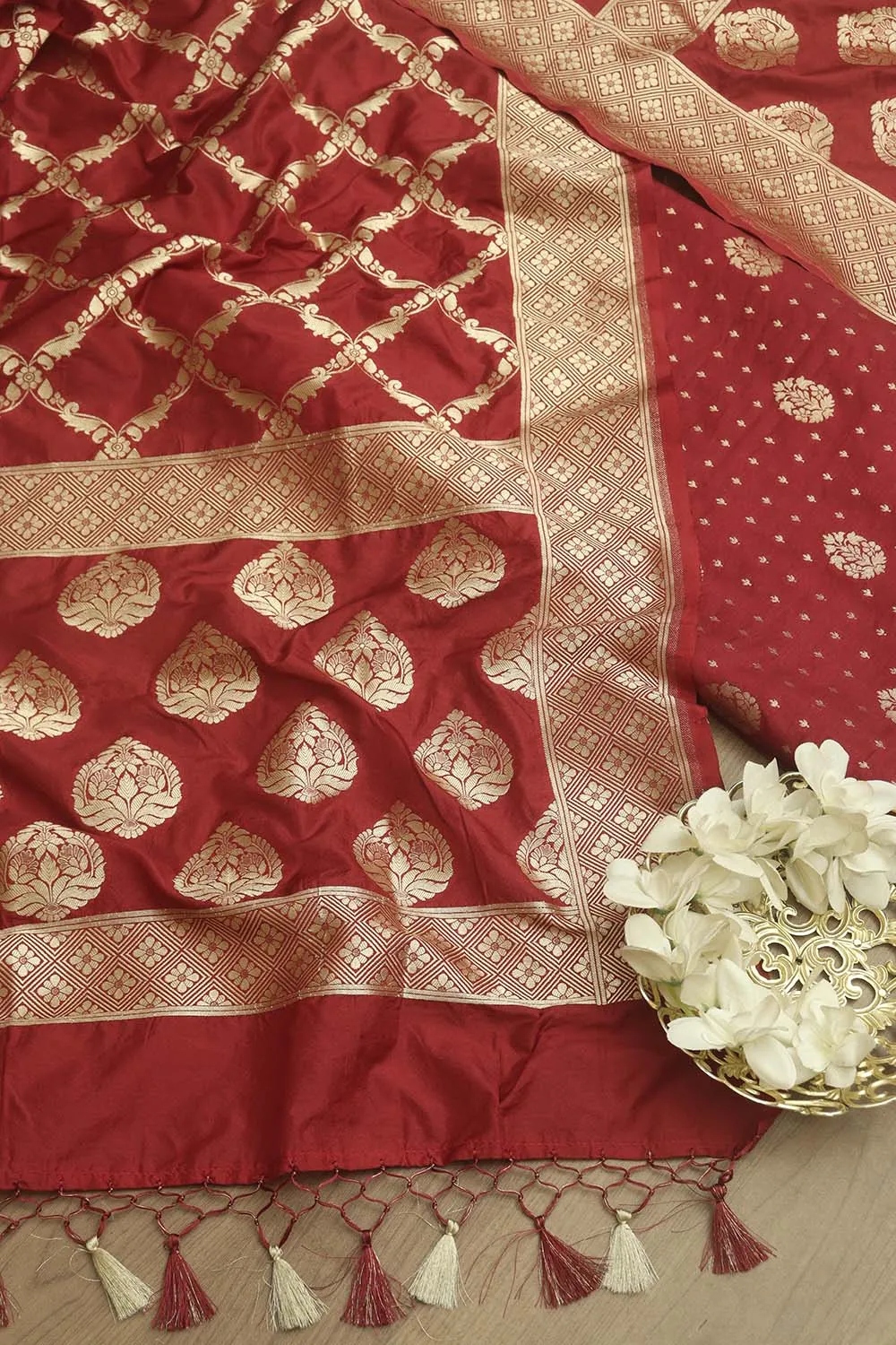 Elegant Maroon Banarasi Silk Suit & Dupatta: A Timeless Ensemble