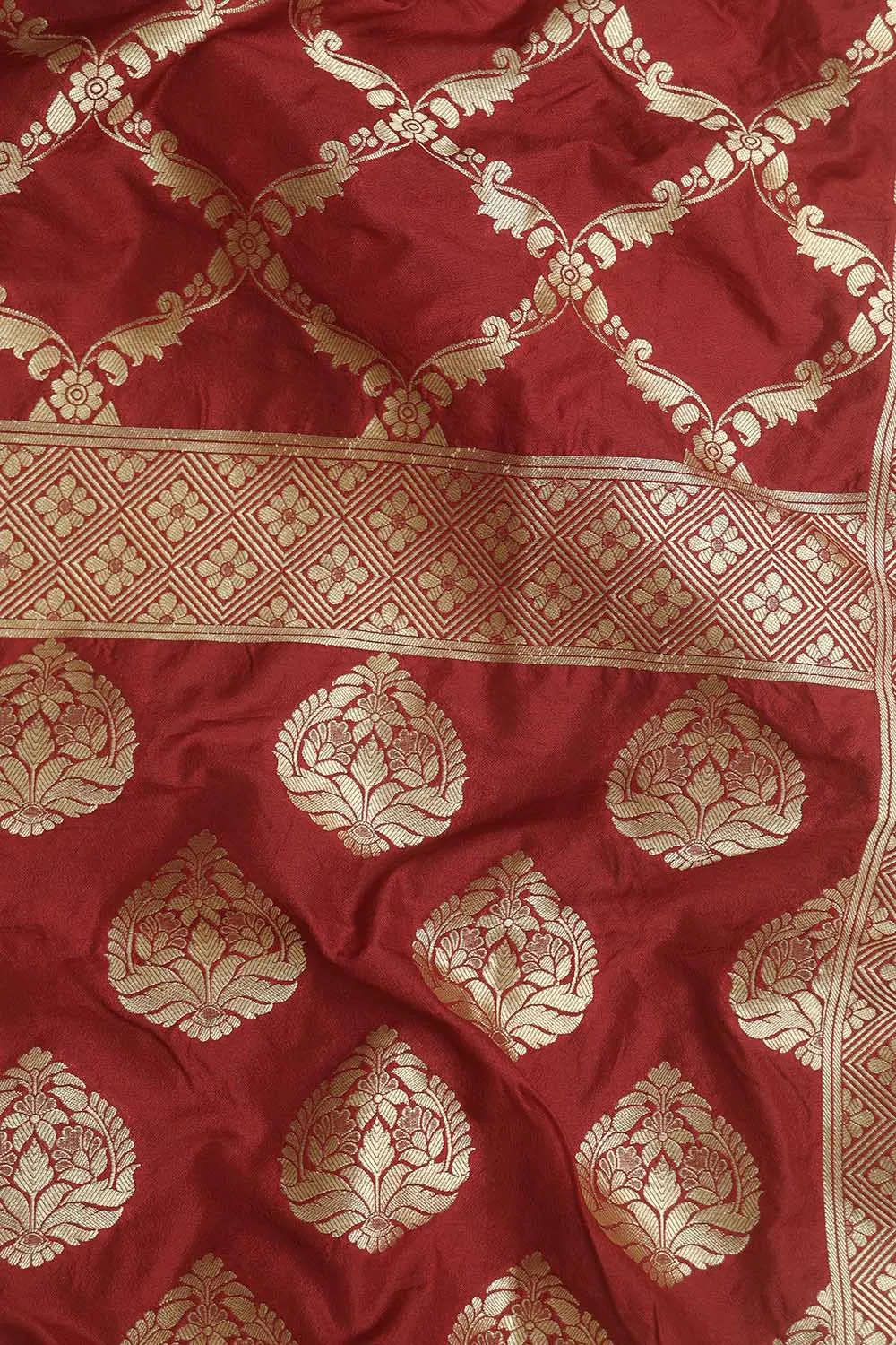 Elegant Maroon Banarasi Silk Suit & Dupatta: A Timeless Ensemble