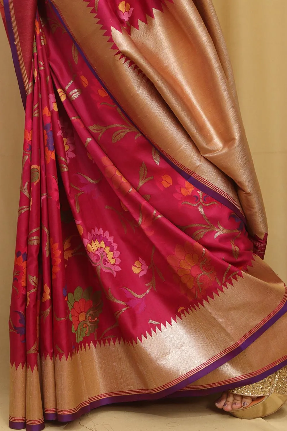 Exquisite Pink Banarasi Handloom Pure Katan Silk Meenakari Saree