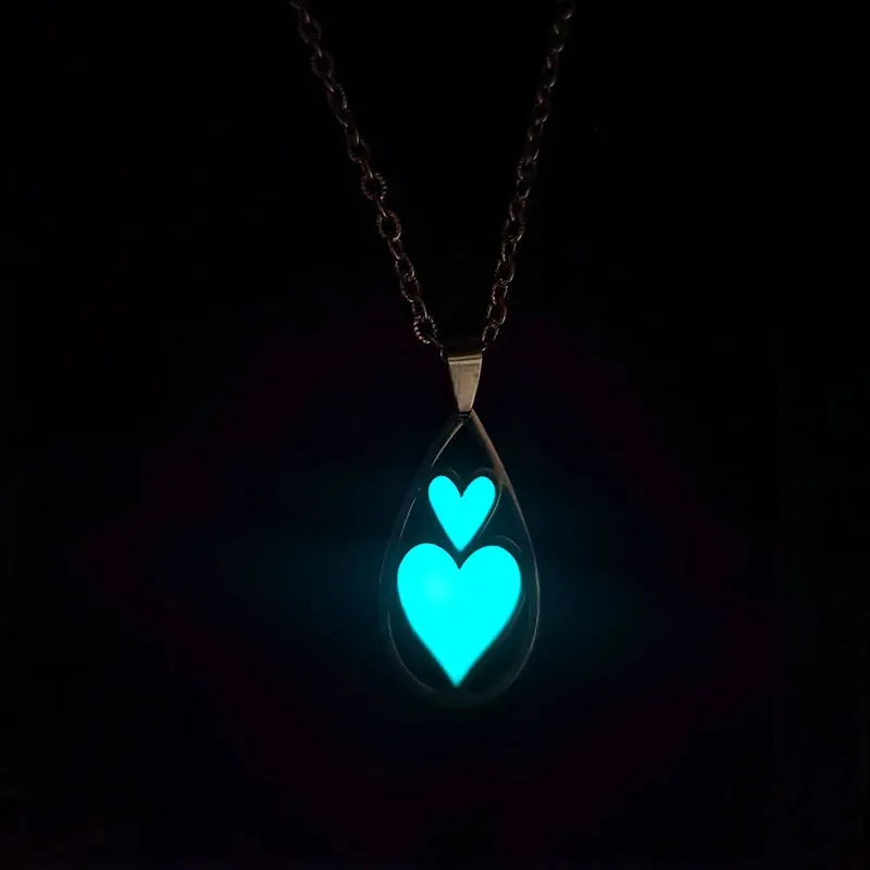 Glow In The Dark Necklace for Men Stainless Steel Punk Necklaces Luminous Butterfly Heart Pendant Party Jewelry Gift for Women