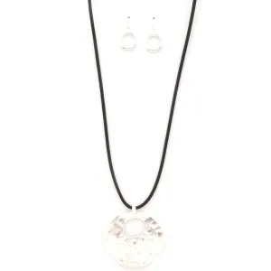 Hammered Metal Round Pendant Necklace