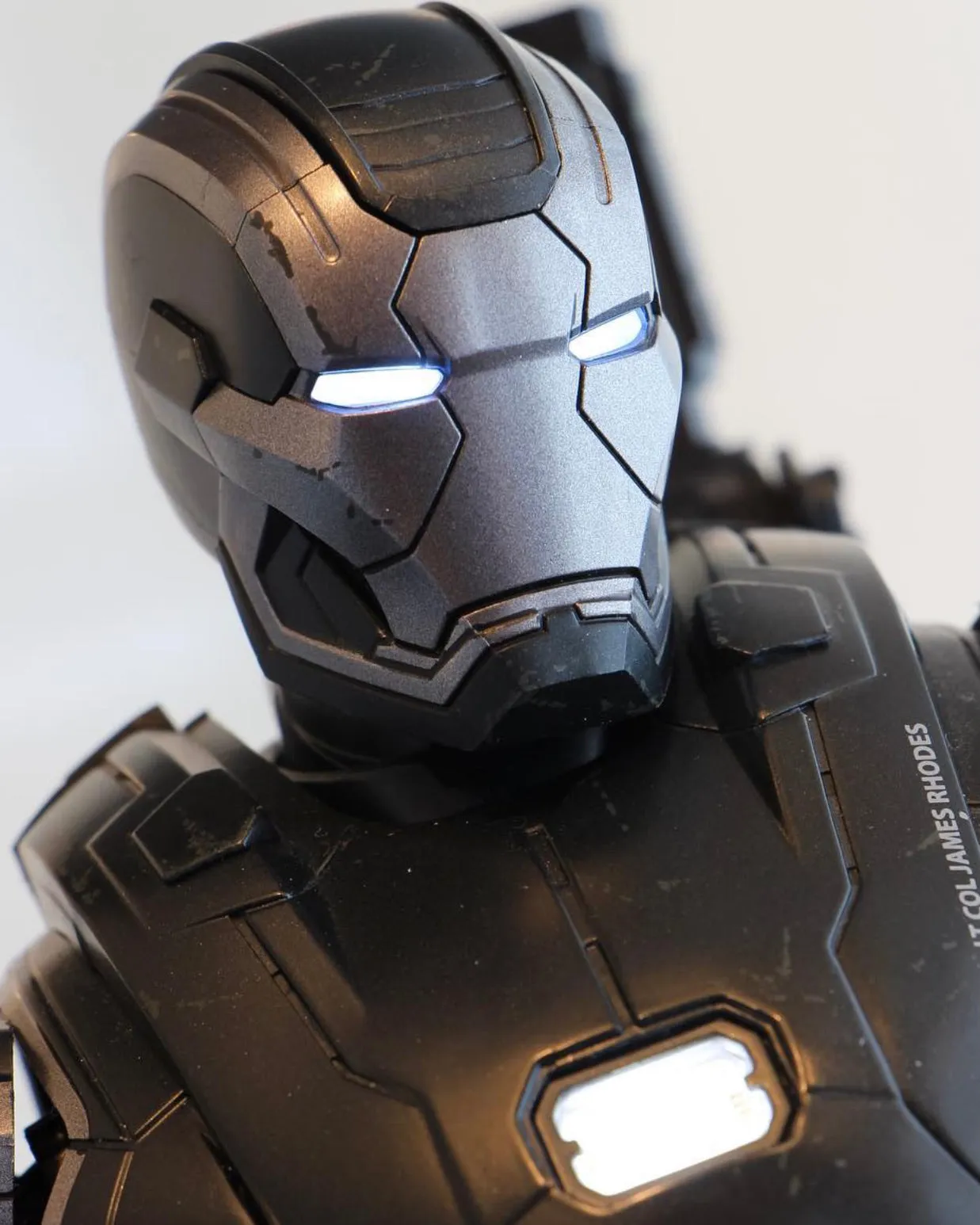 Hot toys MMS198D03 Marvel Ironman 3 War Machine Mark 2 Regular Edition