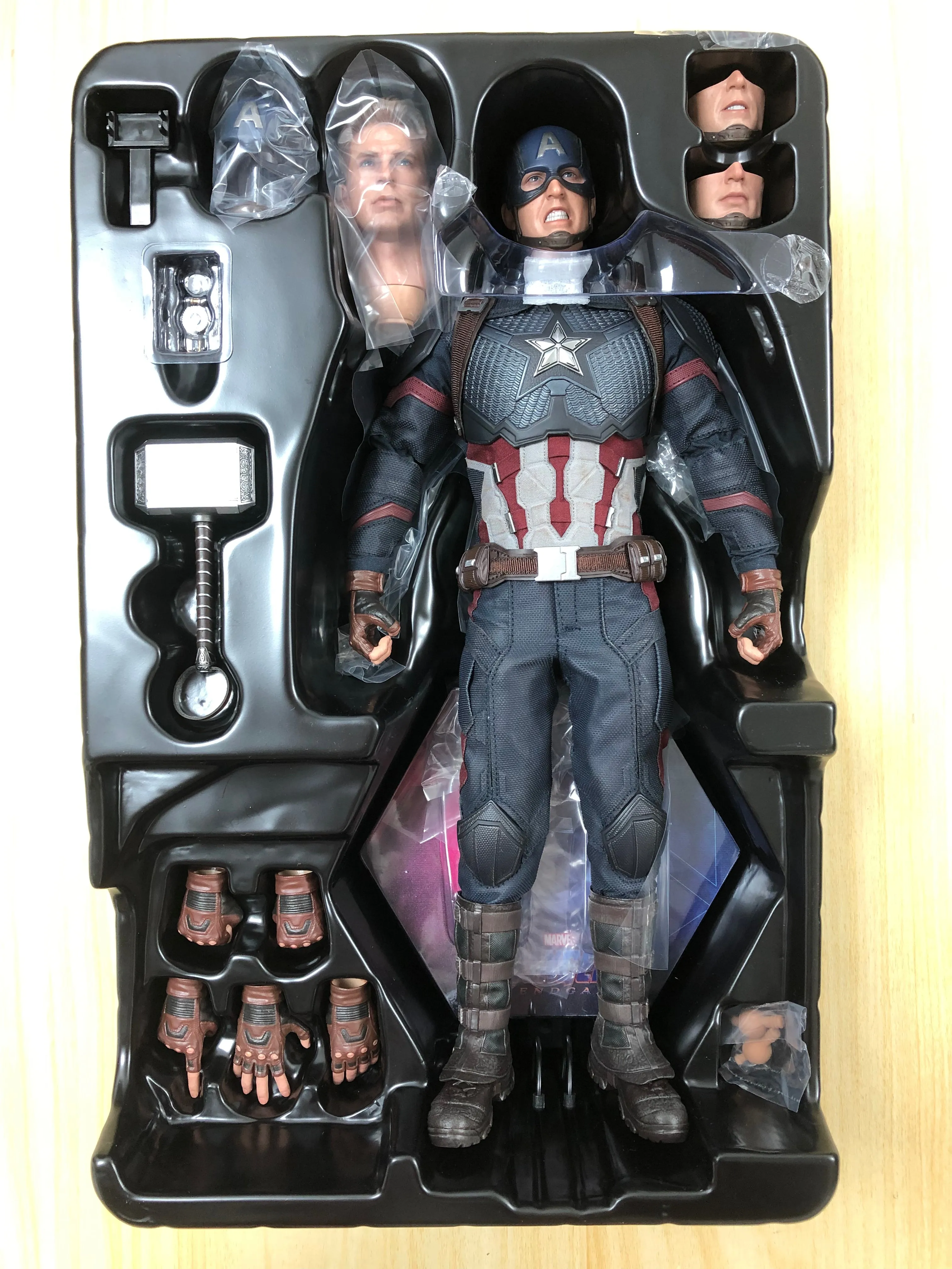 Hottoys Hot Toys 1/6 Scale MMS536 MMS 536 Avengers Endgame Captain America Chris Evans Action Figure USED