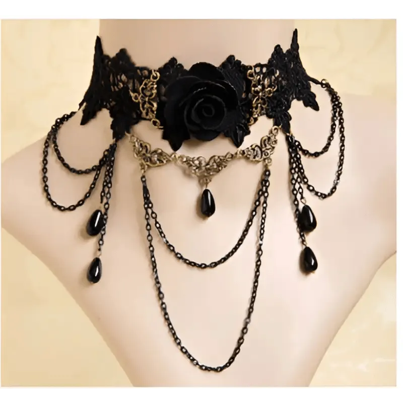 Luxe Lace Necklace with Elegant Handmade Design