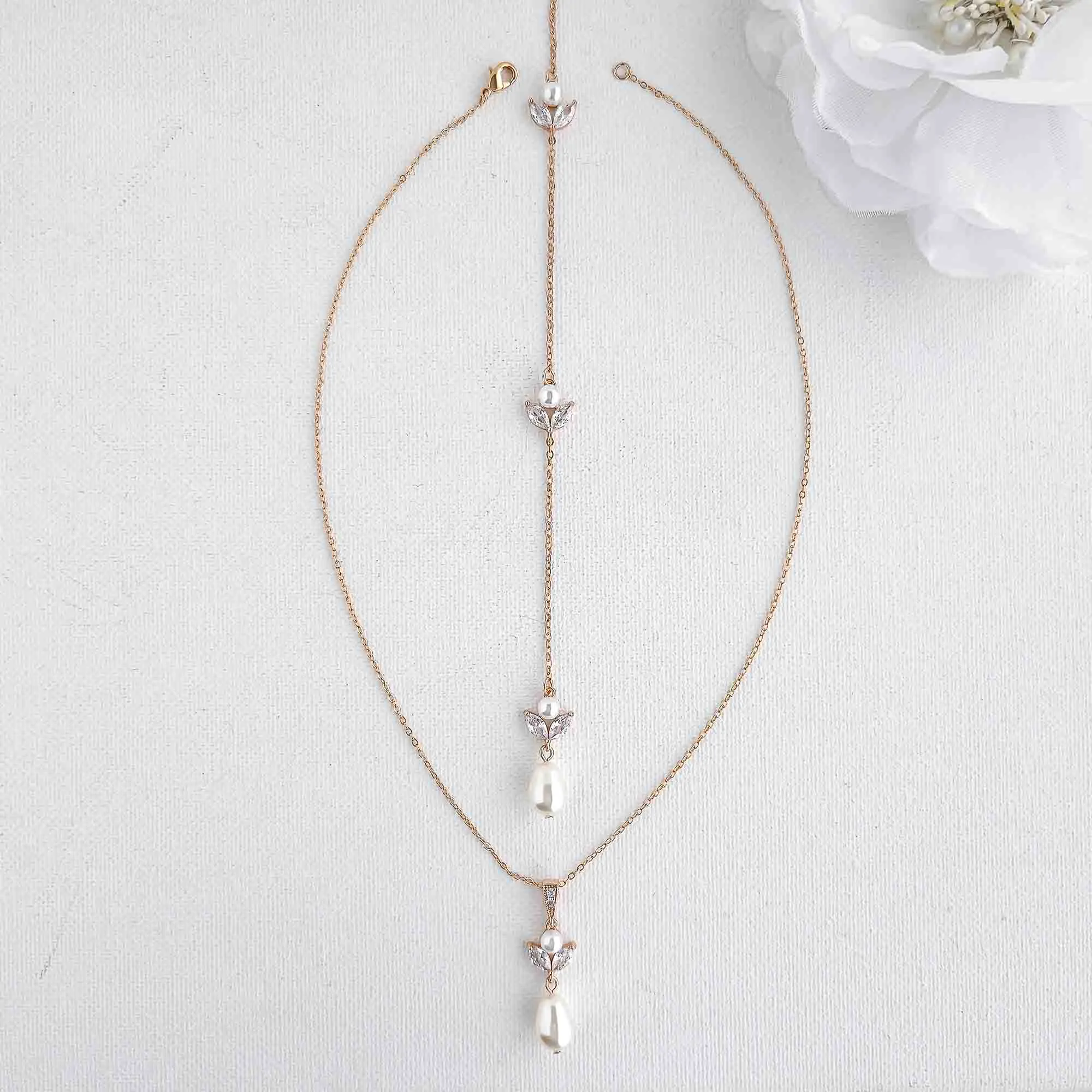 Minimalistic Wedding Necklace with Backdrop for Brides-Leila