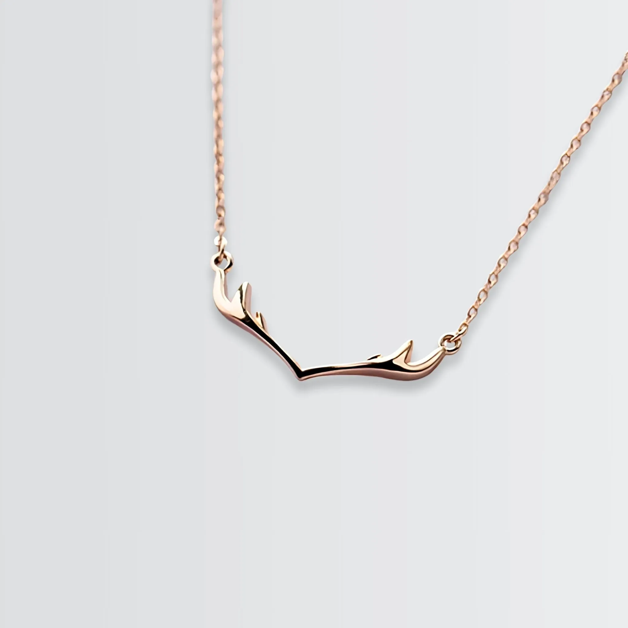 Modish Antlers Minimal Necklace