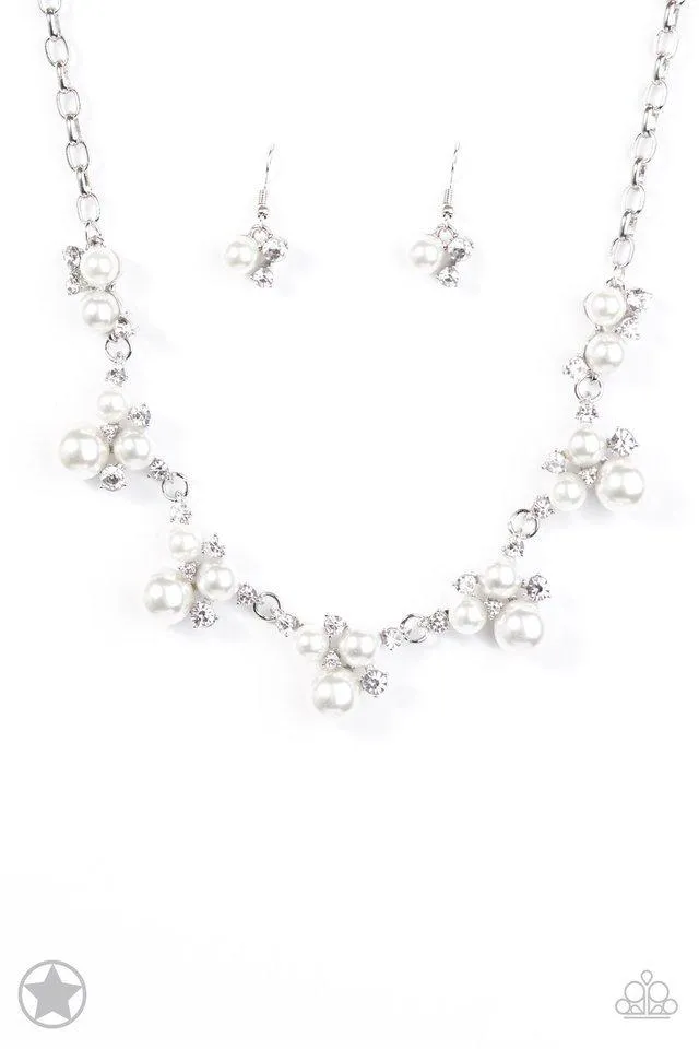 Paparazzi Necklace Blockbuster - Toast to Perfection - White