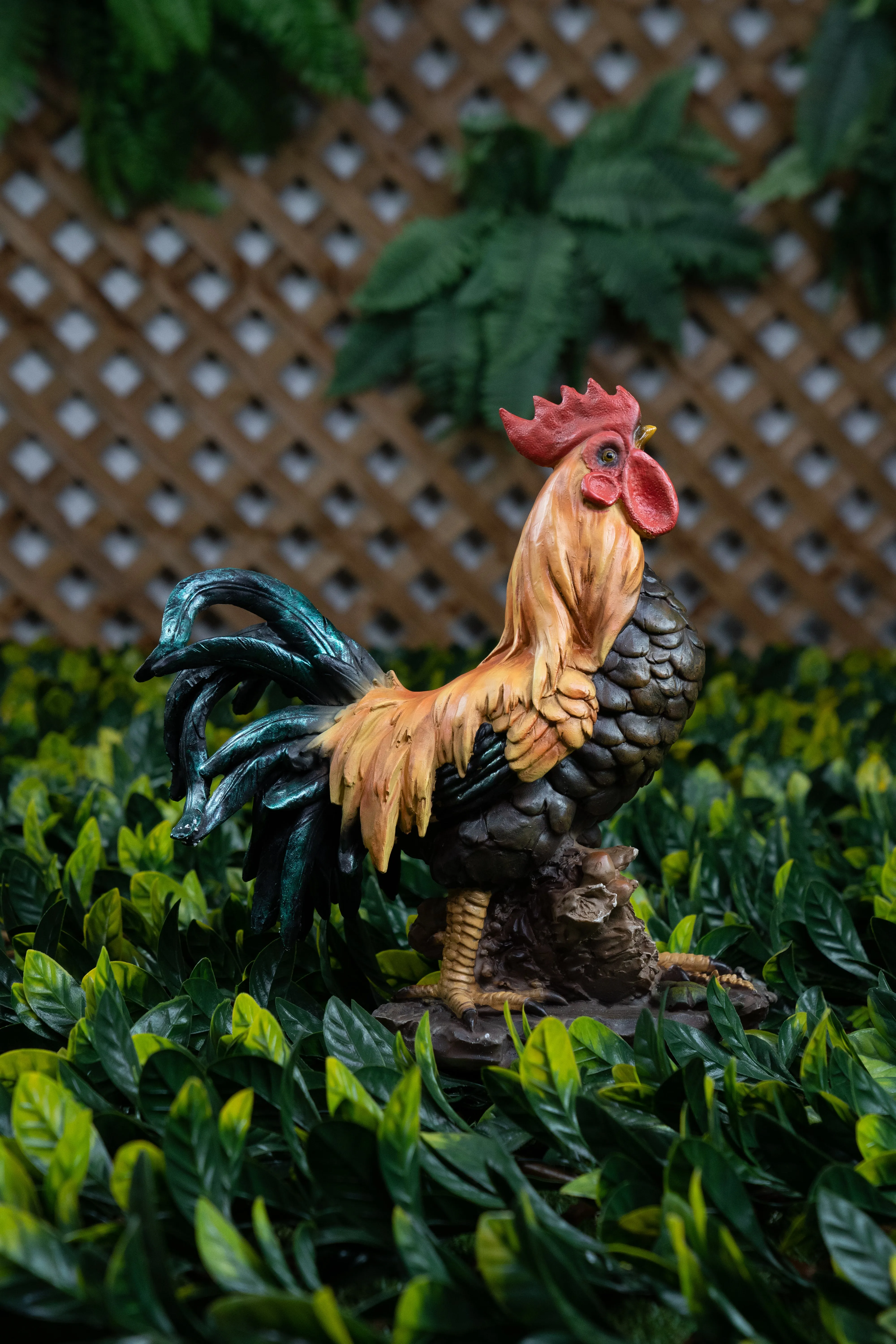 Rooster Standing Statue