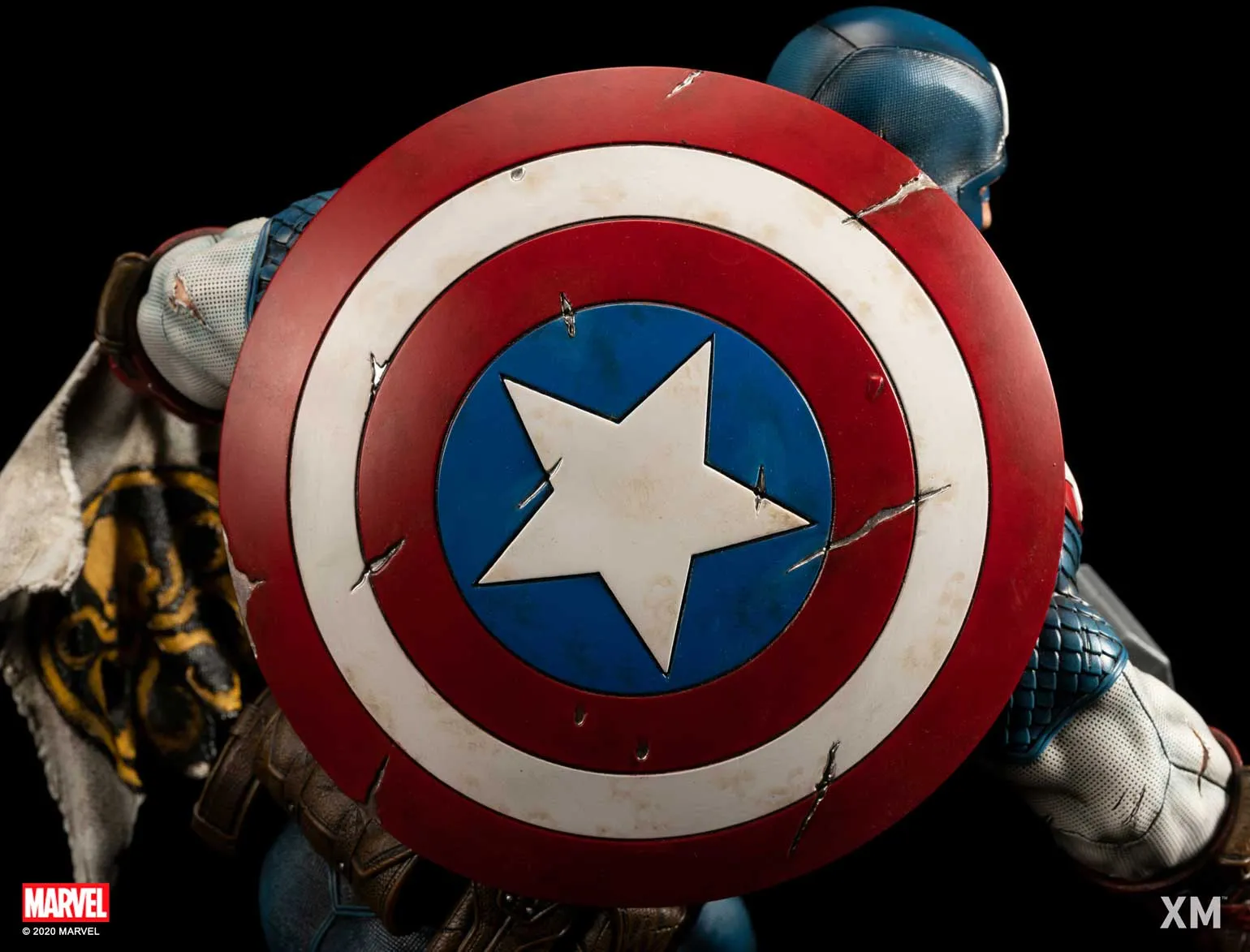 Ultimate Captain America Version B Statue