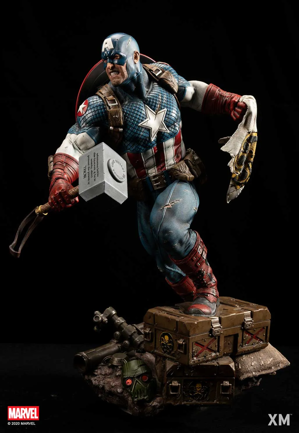 Ultimate Captain America Version B Statue