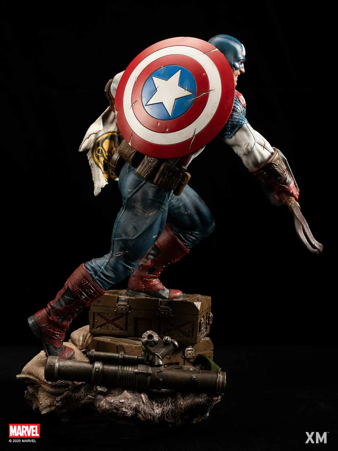 Ultimate Captain America Version B Statue