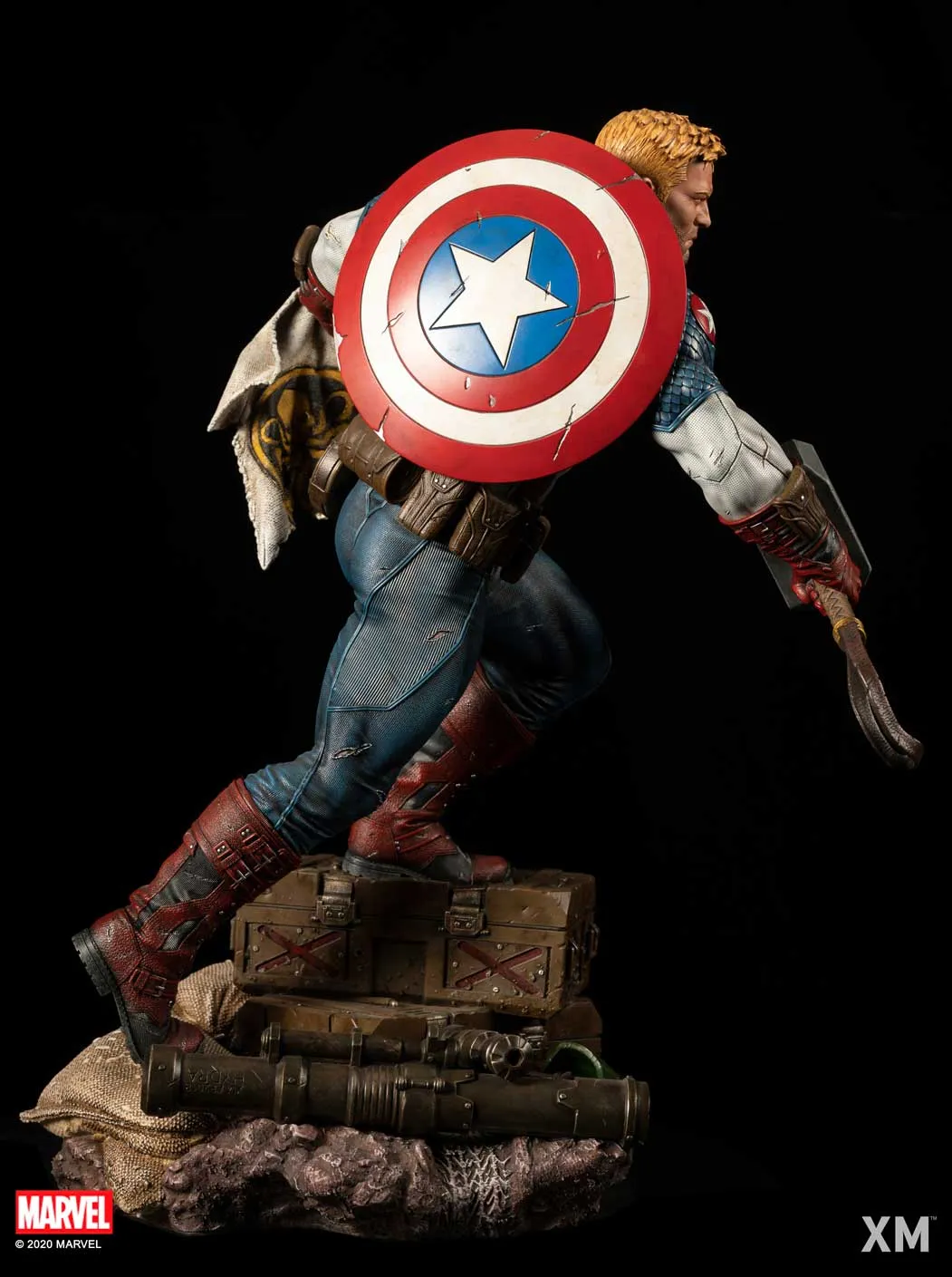 Ultimate Captain America Version B Statue