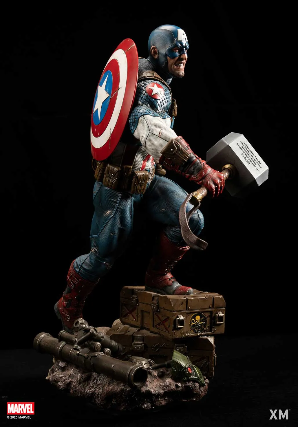 Ultimate Captain America Version B Statue