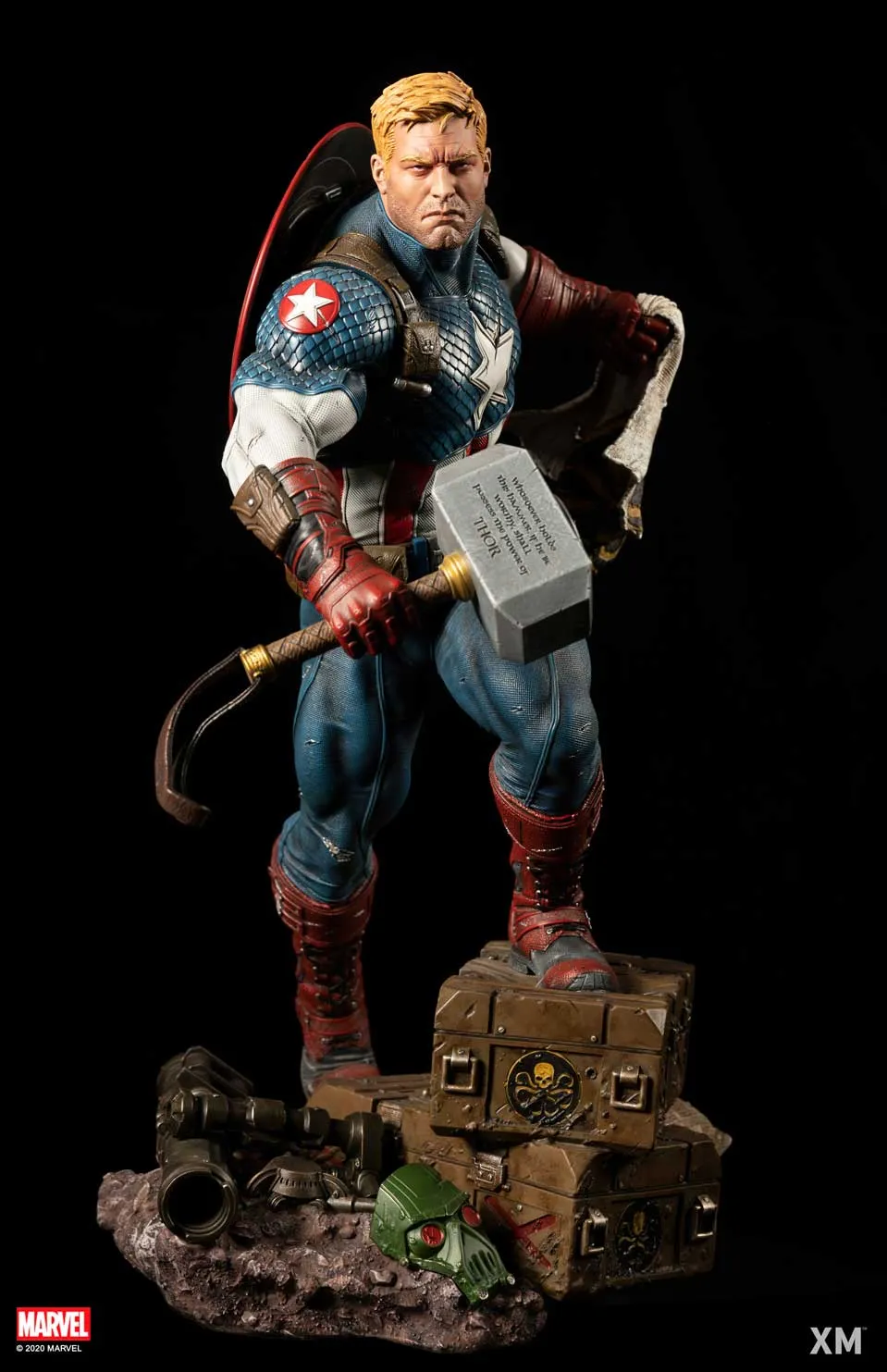 Ultimate Captain America Version B Statue