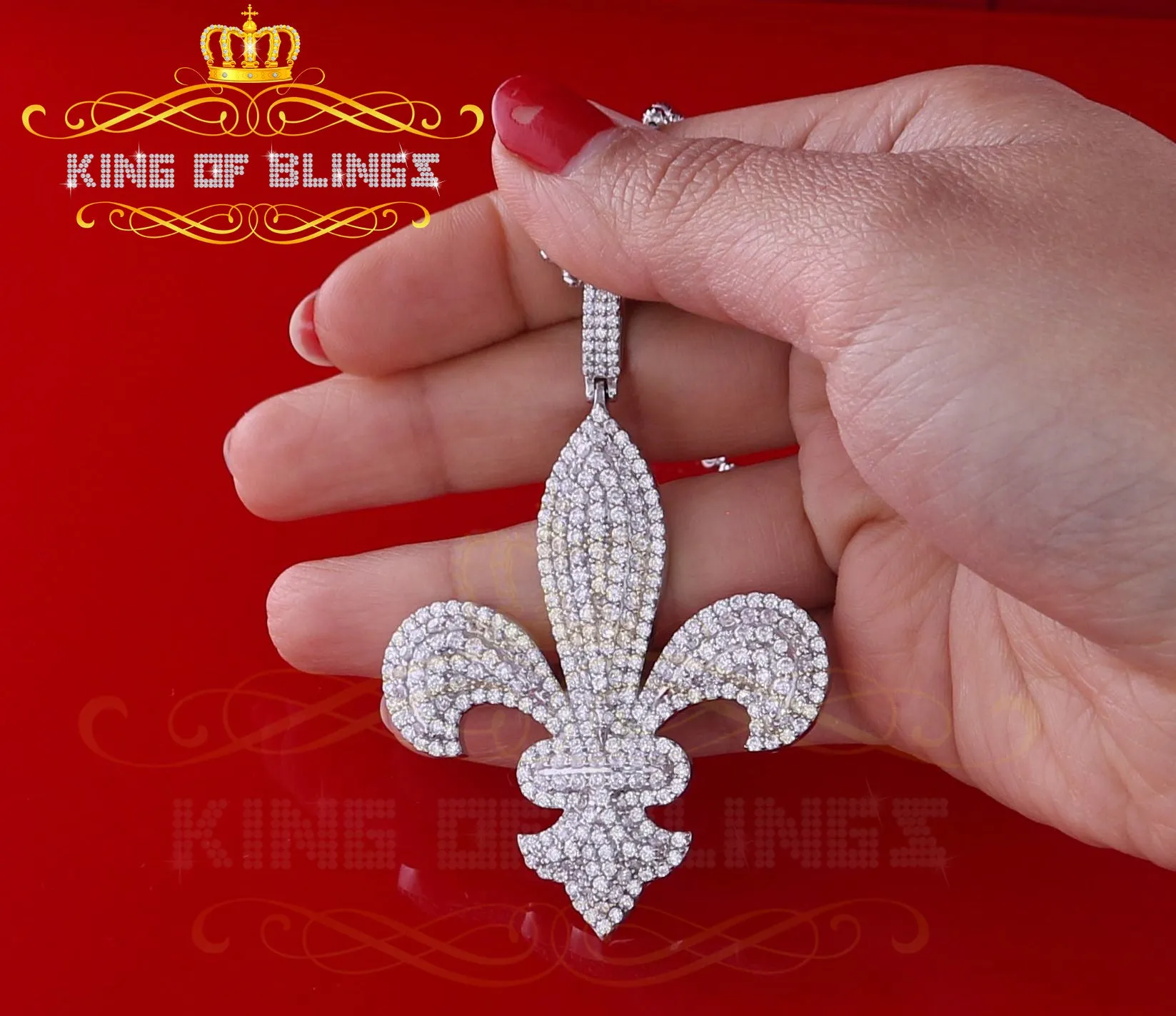 White925 Sterling Silver Fleur de Lis fancy Shape Pendant 16.56ct Cubic Zirconia